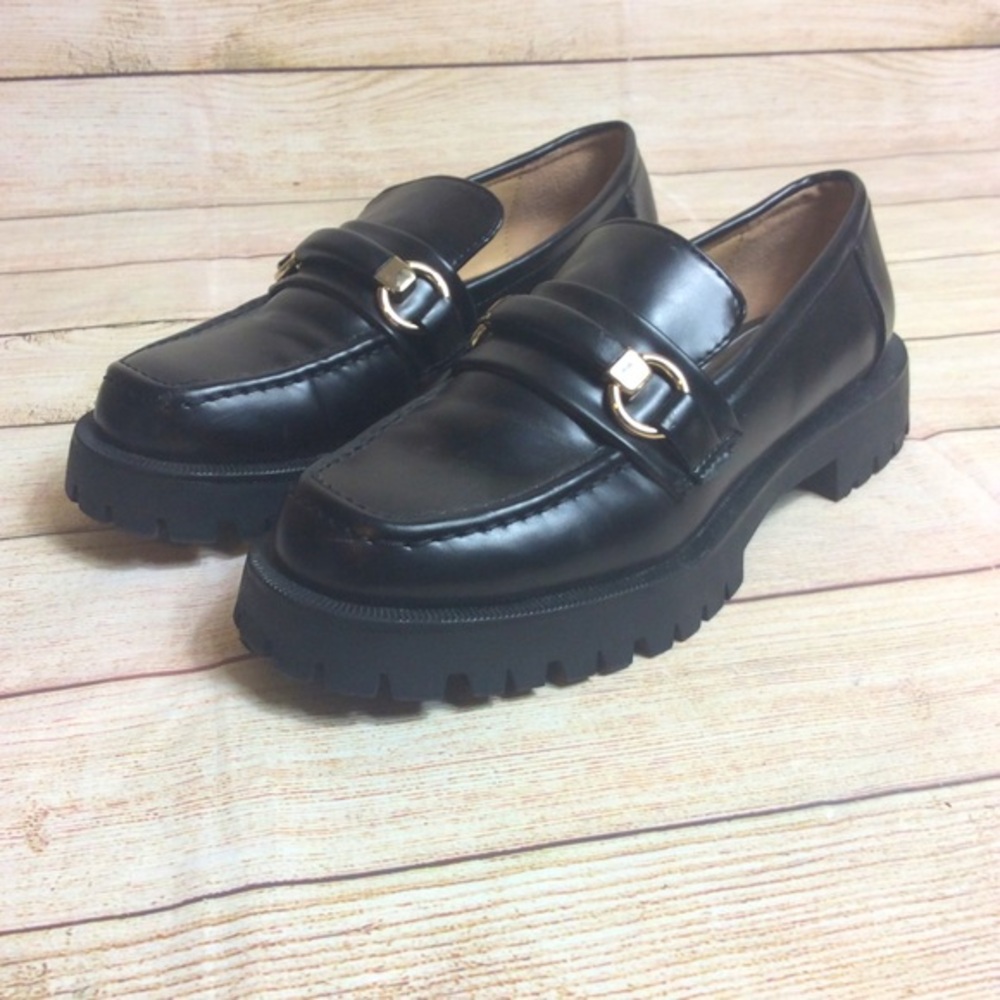 NWOT Zara chunky lug, sole loafers. Black. Size 38. 7.5